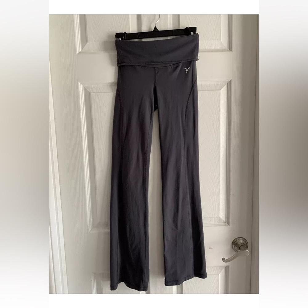 XS Old Navy Active Gray Boot Yoga Pants Foldover Waist Stretch